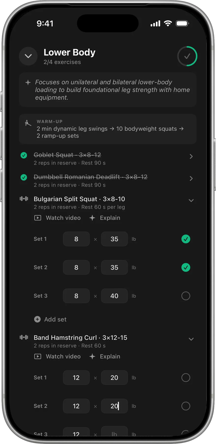 Active training session with set logging and automatic rest timer